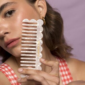 FLOWER COMB in Pearl