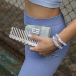 FLOWER COMB in Pearl - Image 6