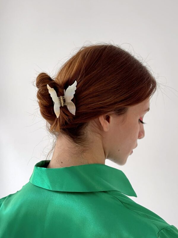 Effing Butterfly Clip in Cream