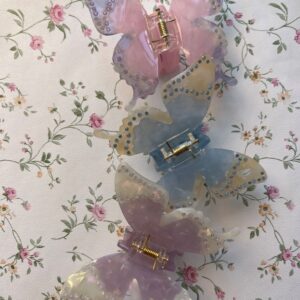 Butterfly Crystal Clip in Candy Lilac