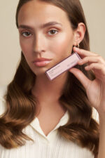 Plump & Glow Lip Jelly in Miel - Image 13